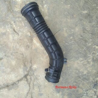 Pipa filter udara Genio