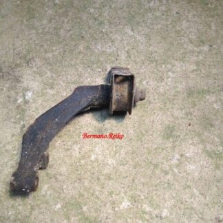 Engine Mounting D16